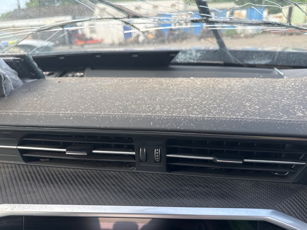 [EPE-105017] Salida de aire calefacción salpicadero Audi A6 C8 Avant