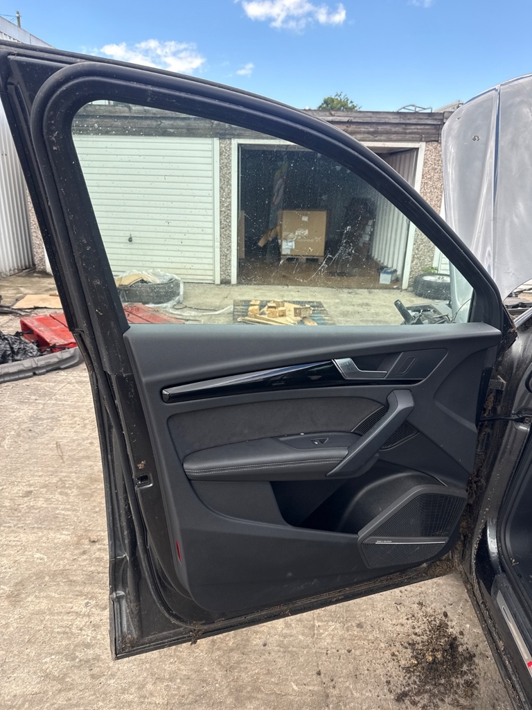[EPE-107464] Arnés puerta delantera izquierda Audi Q5