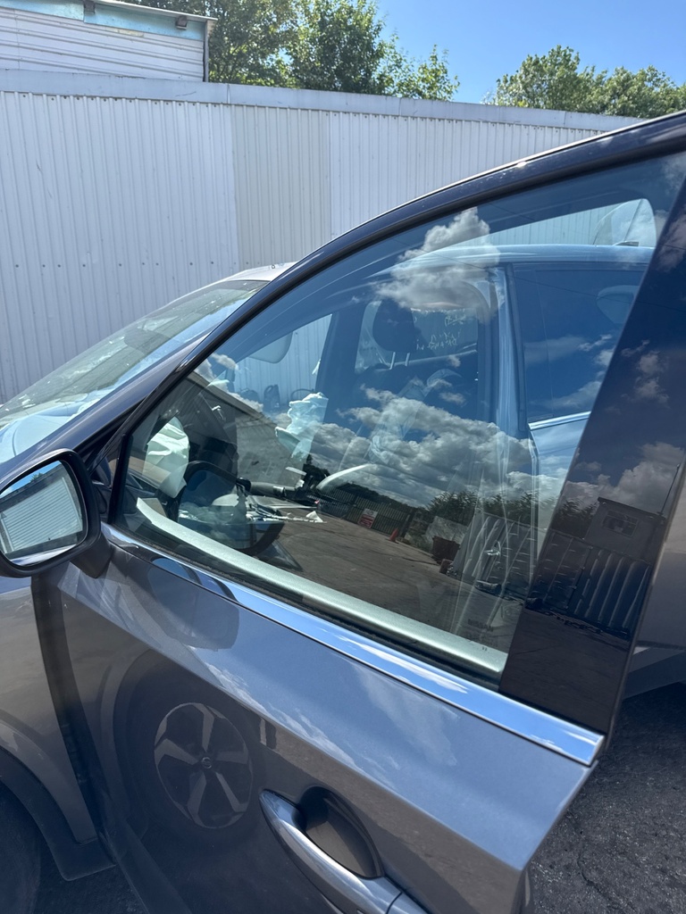 [EPE-107620] Cristal de puerta delantero izquierdo Nissan Qashqai MK3 J12