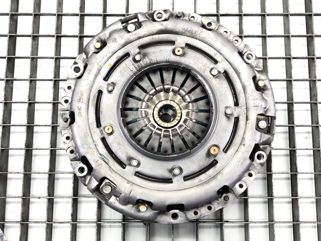 [STARK-689653] Embrague HYUNDAI TUCSON (NX4E, NX4A) 1.6 T-GDi 110 kW 2020-2022