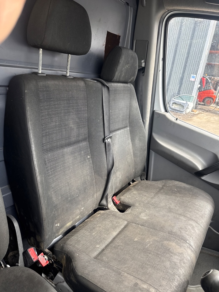[EPE-109367] Asiento delantero izquierdo Mercedes-Benz Sprinter 2017
