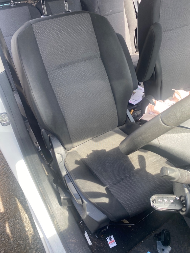 [EPE-109427] Asiento delantero derecho Vauxhall/Opel Combo E K9 2020