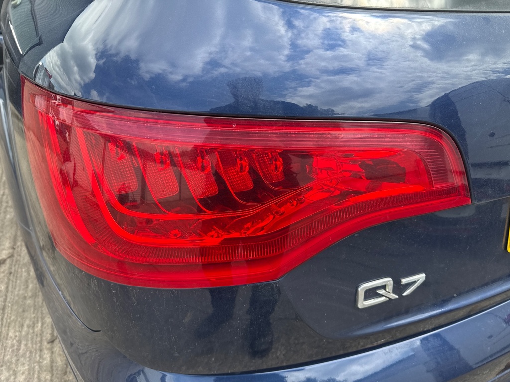[EPE-109769] Piloto trasero izquierdo Audi Q7 4LB