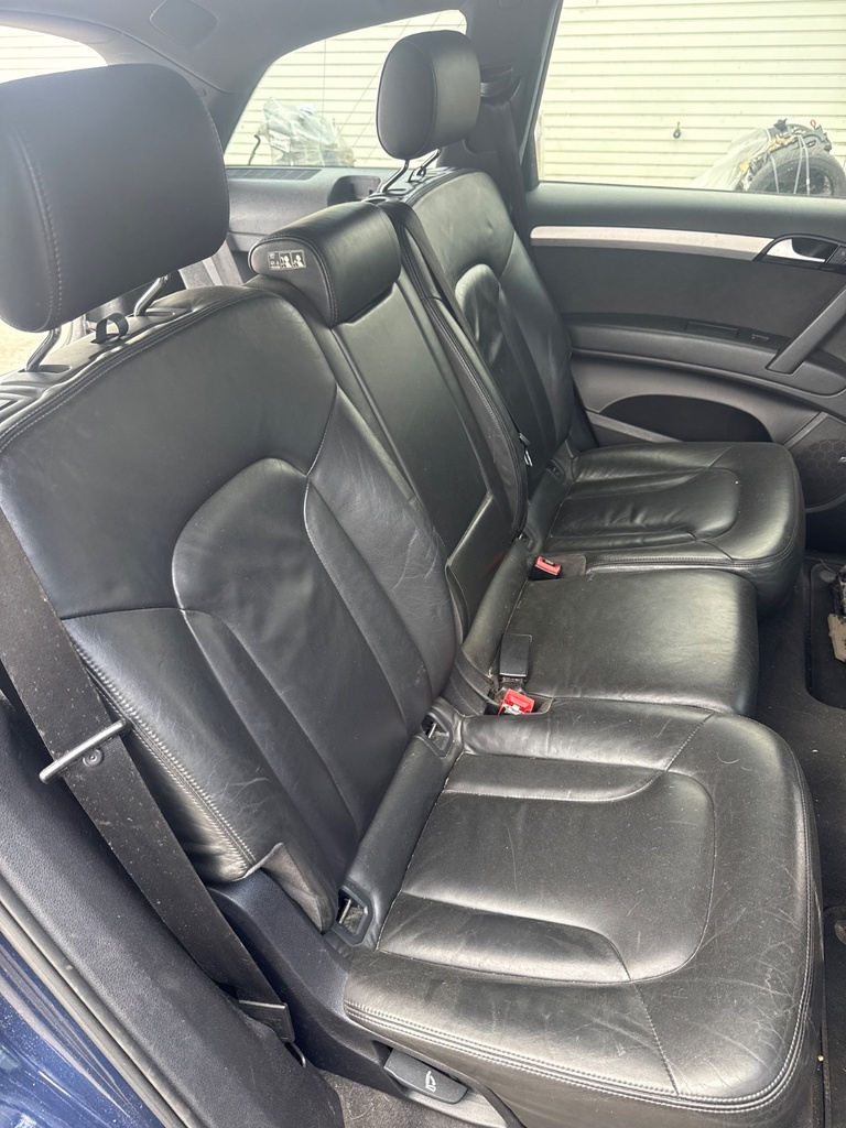 [EPE-109816] Conjunto de asiento trasero Audi Q7 4LB