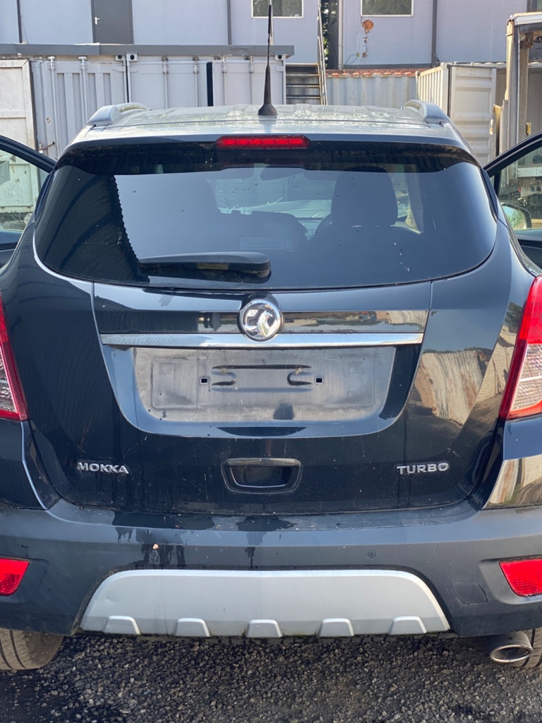 [EPE-110158] Portón trasero Opel Mokka 2015