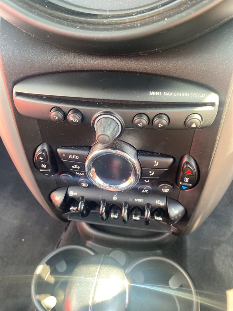 [EPE-110295] Unidad lectora de navegación Mini Countryman 2015