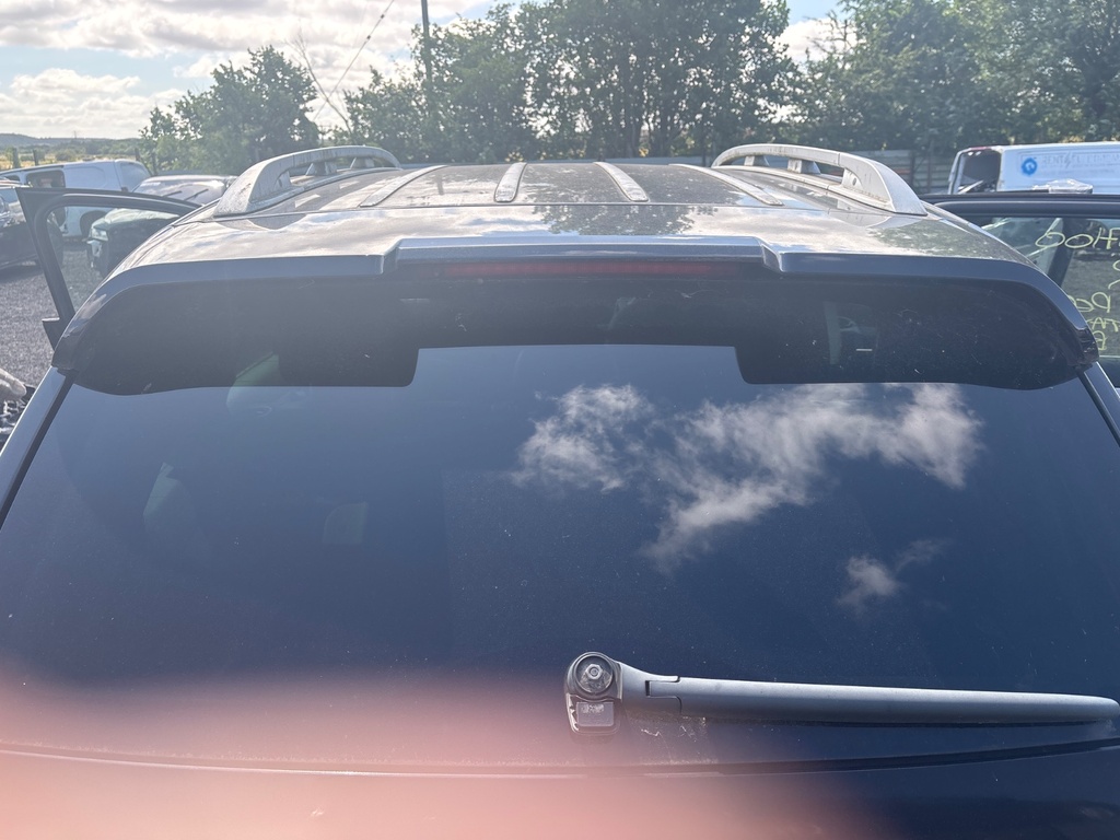 [EPE-112010] Alerón trasero Porsche Cayenne