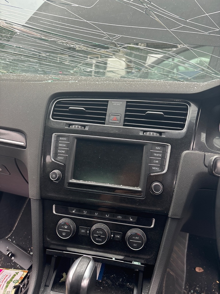 [EPE-112120] Pantalla multifunción VW Golf 2.0 GTD