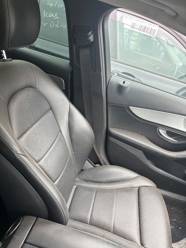 [EPE-113876] Asiento delantero izquierdo Mercedes Clase C W205