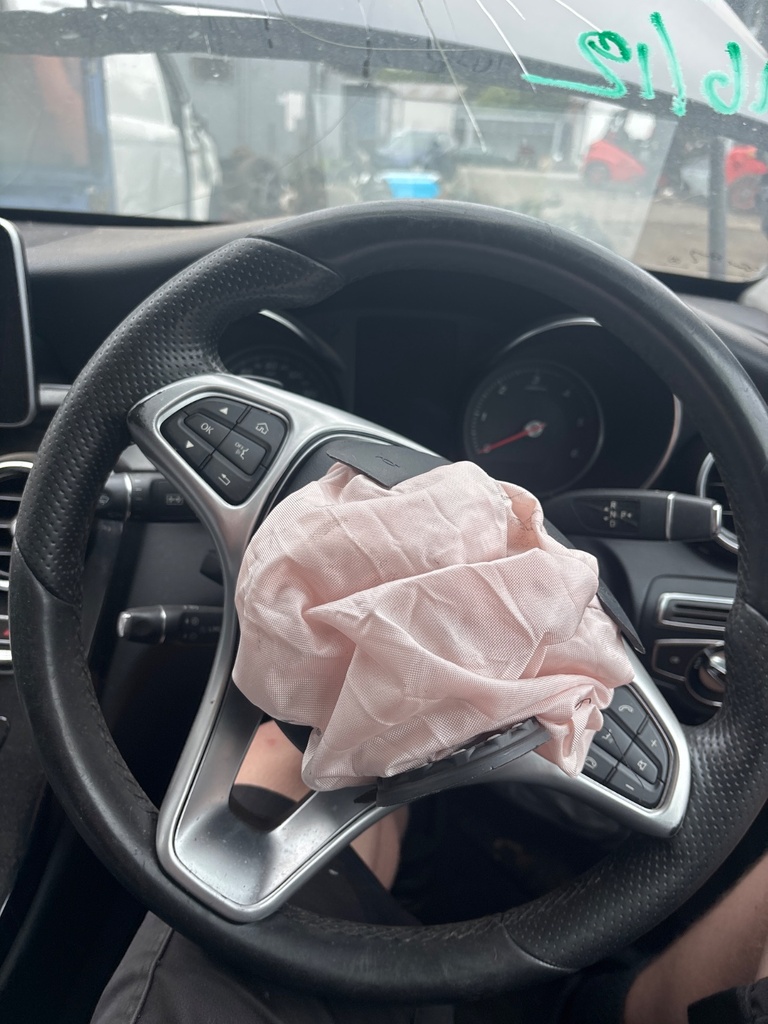 [EPE-113878] Volante de dirección Mercedes Clase C W205
