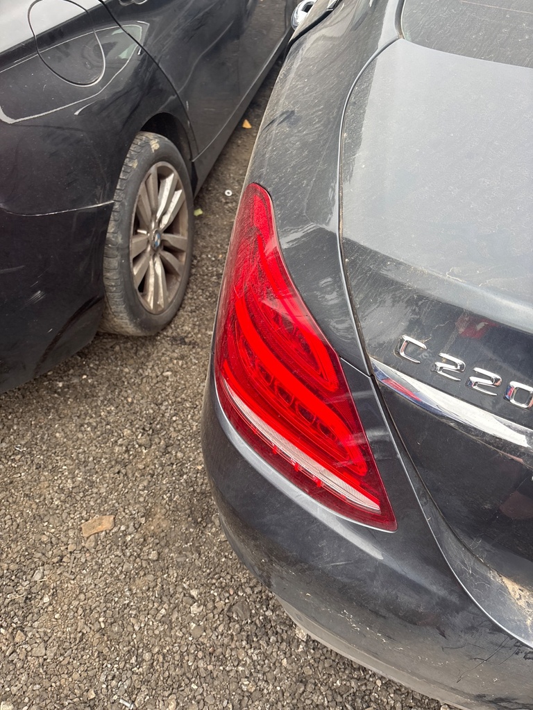 [EPE-113892] Piloto trasero izquierdo Mercedes Clase C W205