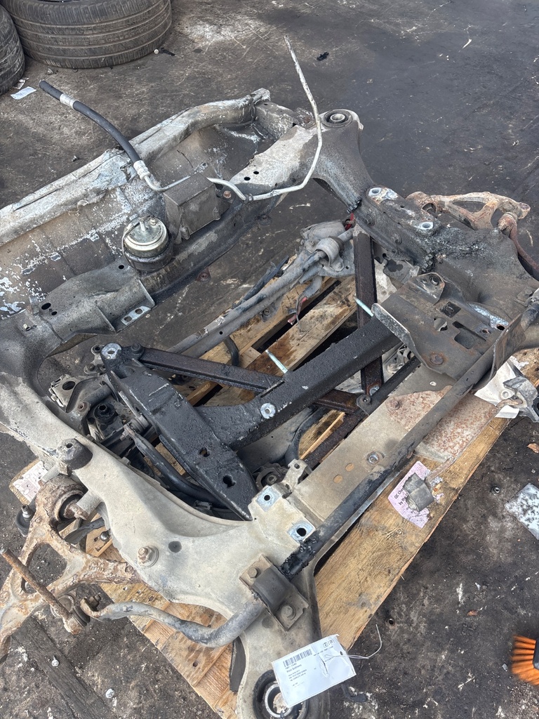 [EPE-114299] Cuna motor Volvo XC90