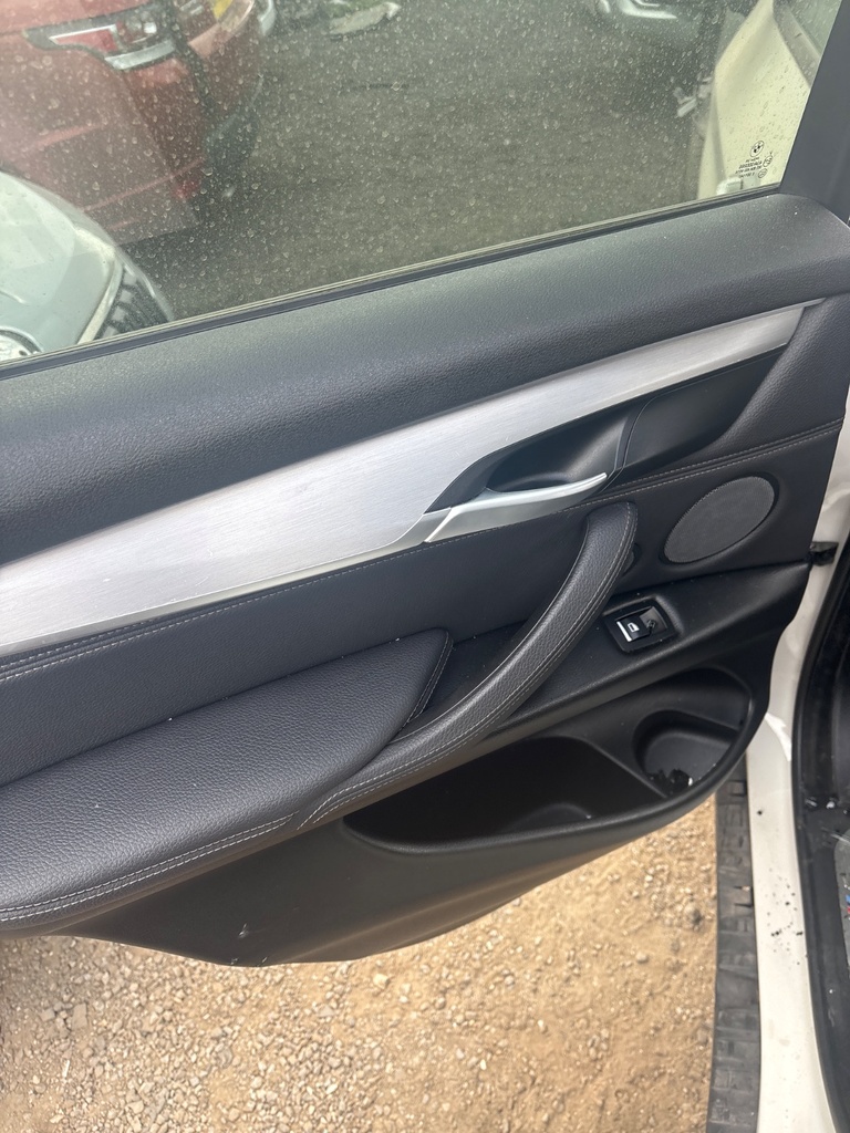 [EPE-115679] Panel interior de puerta trasera izquierda BMW X5 F15 F85