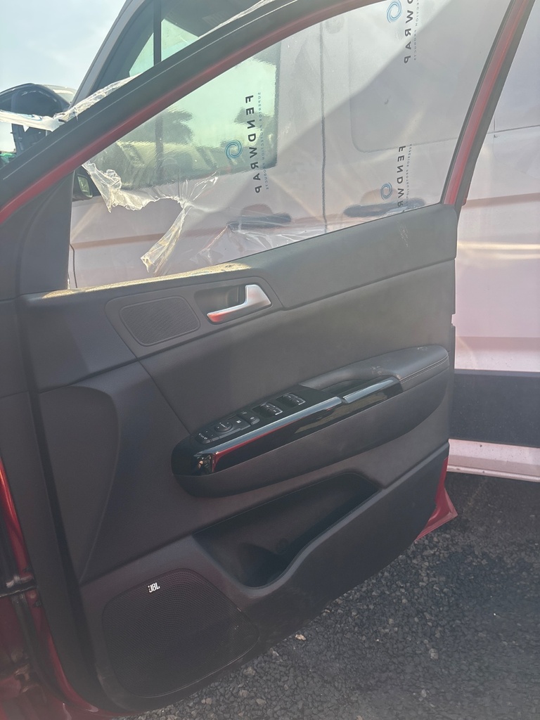 [EPE-116560] Panel interior de puerta delantera derecha Kia Sportage