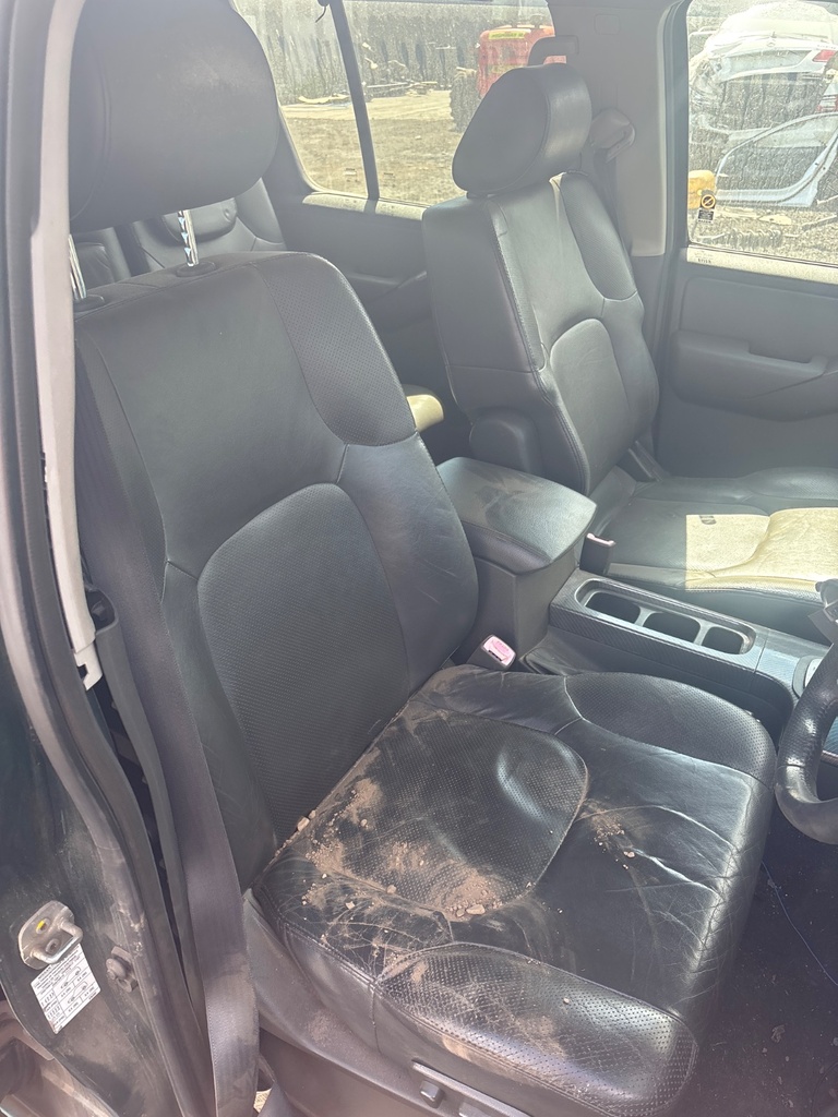 [EPE-117475] Asiento delantero derecho Nissan Pathfinder III R51