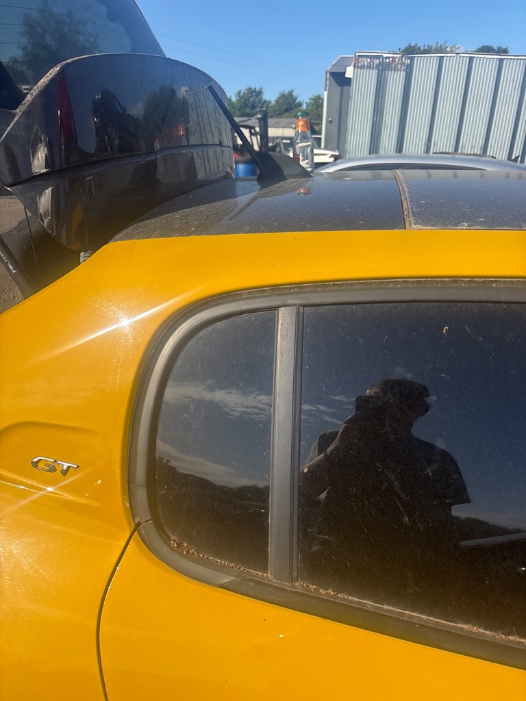 [EPE-118721] Cristal de puerta trasero derecho Peugeot 208 II P21E