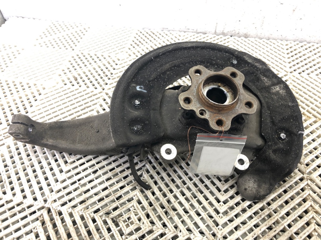 [STARK-689480] Maza delantera derecha BMW Serie 5 (G30, F90) 2016-2022