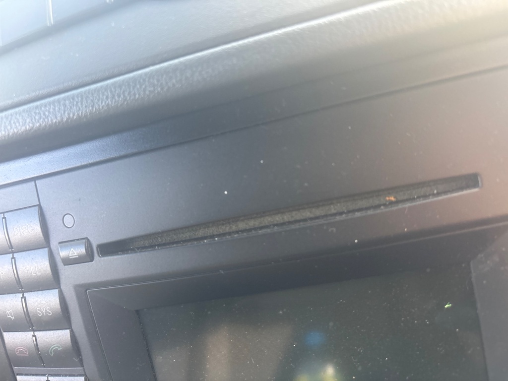 [EPE-119061] Autorradio reproductor CD Mercedes-Benz Vito