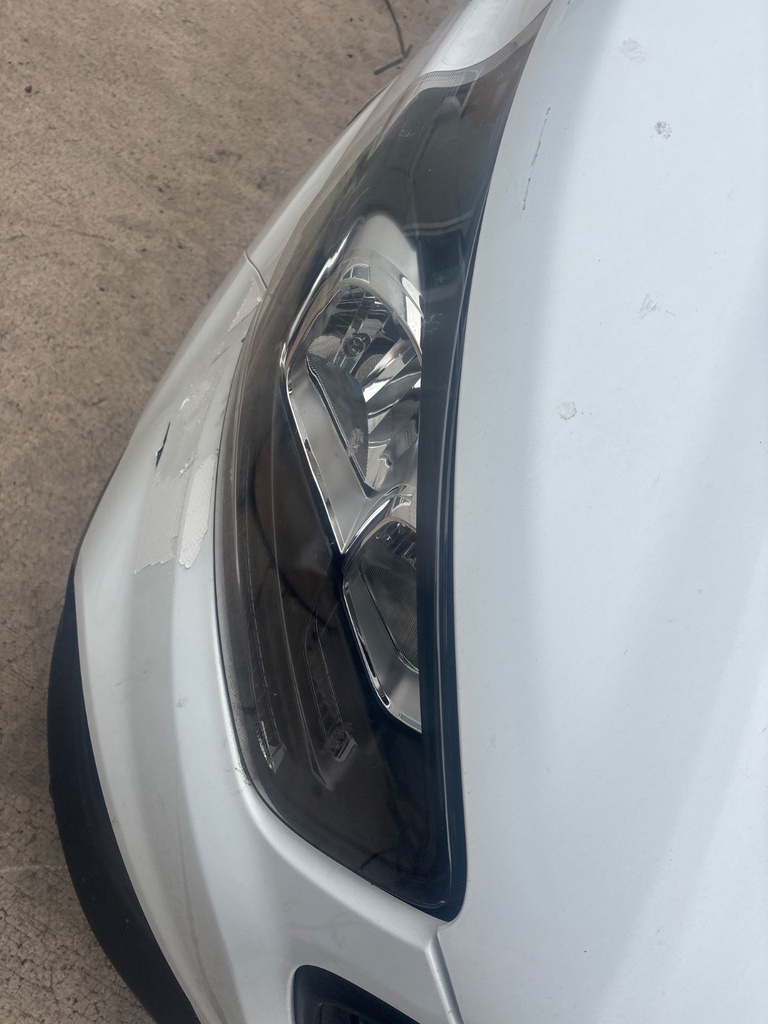 [EPE-119524] Faro derecho Ford Transit Custom 2019