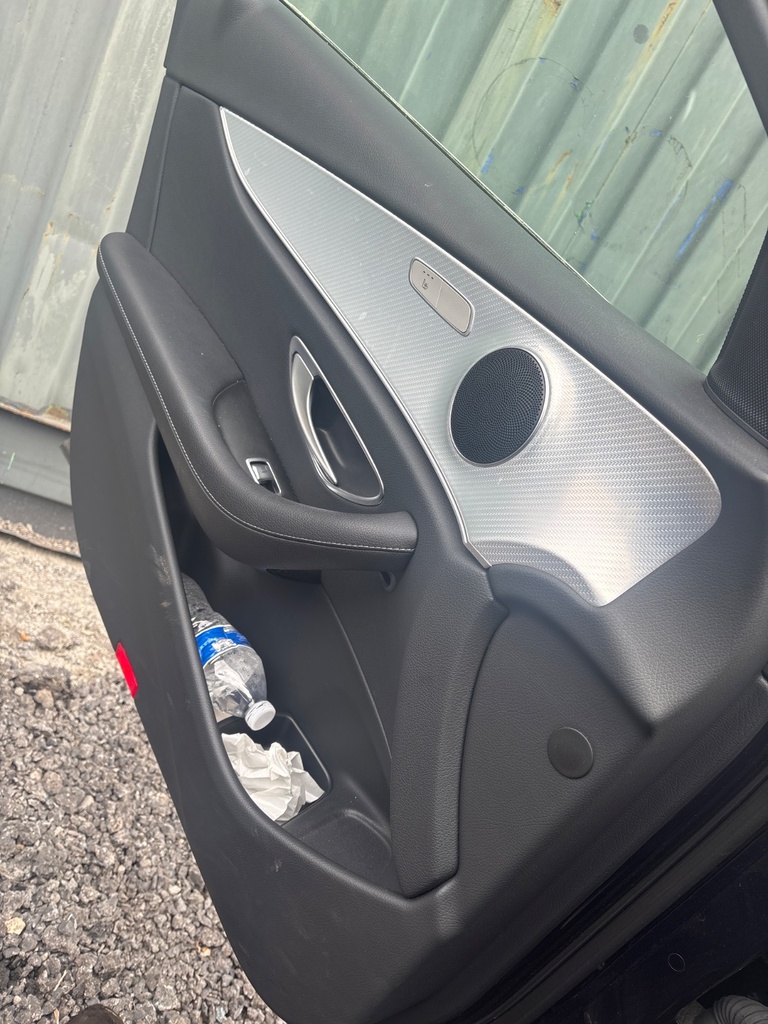 [EPE-119599] Panel interior de puerta delantera izquierdo Mercedes-Benz Clase E (2016-2023)