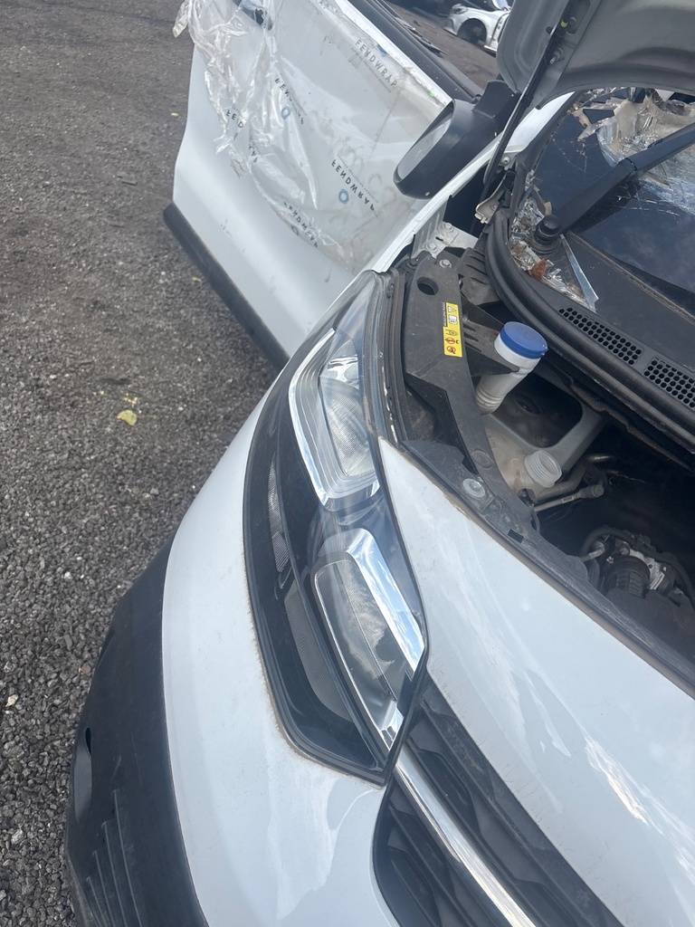 [EPE-121676] Faro derecho Opel Vivaro