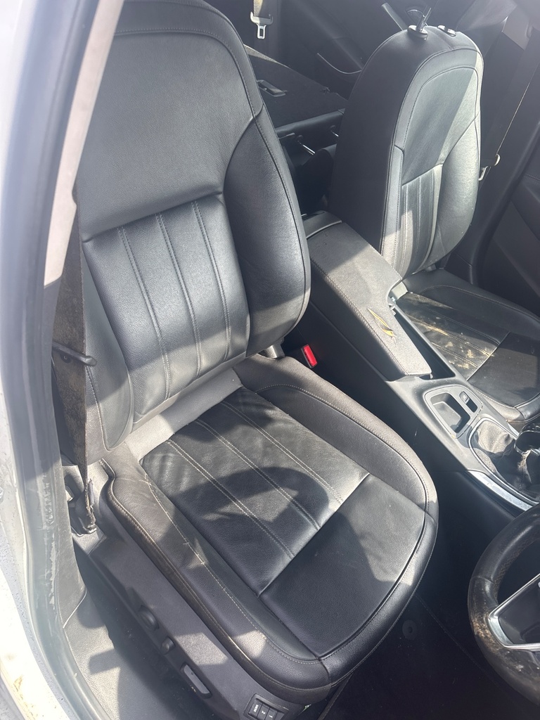 [EPE-121778] Asiento delantero derecho Opel Insignia