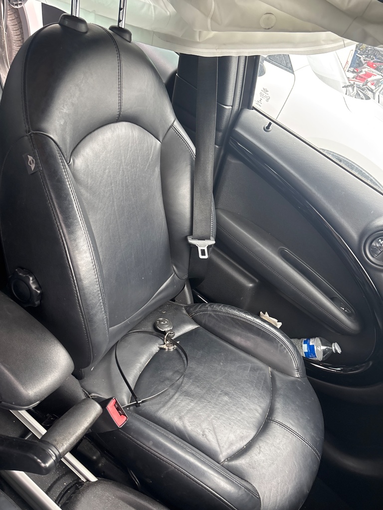 [EPE-122329] Asiento delantero izquierdo Mini Countryman (2015)