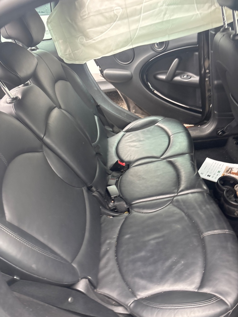 [EPE-122366] Conjunto de asiento trasero Mini Countryman Cooper S