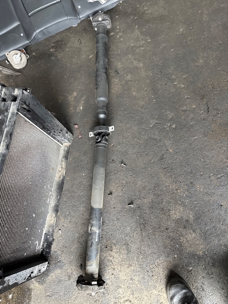 [EPE-122526] Árbol de transmisión delantero BMW Serie 5 F10