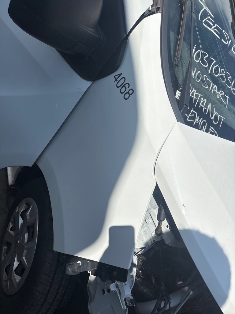 [EPE-122790] Aleta delantera derecha Renault Trafic III FG