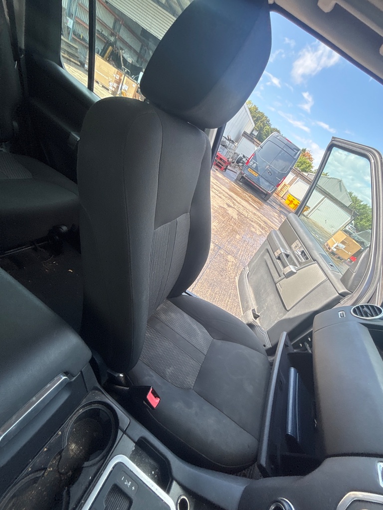 [EPE-123406] Asiento delantero izquierdo Land Rover Discovery