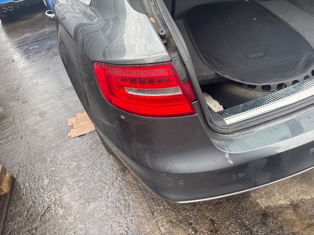 [EPE-123508] Piloto trasero izquierdo Audi A4 (2008-2012)