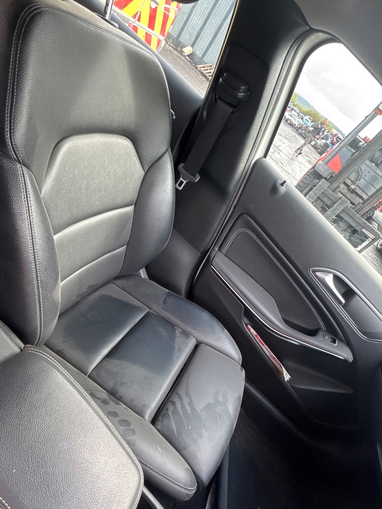 [EPE-123598] Asiento delantero izquierdo Mercedes A-Klasse W176