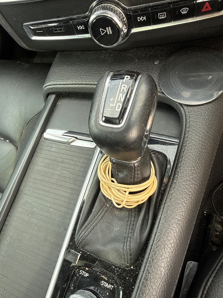 [EPE-105984] Selector de cambio automático Volvo V90 2.0 (2017)