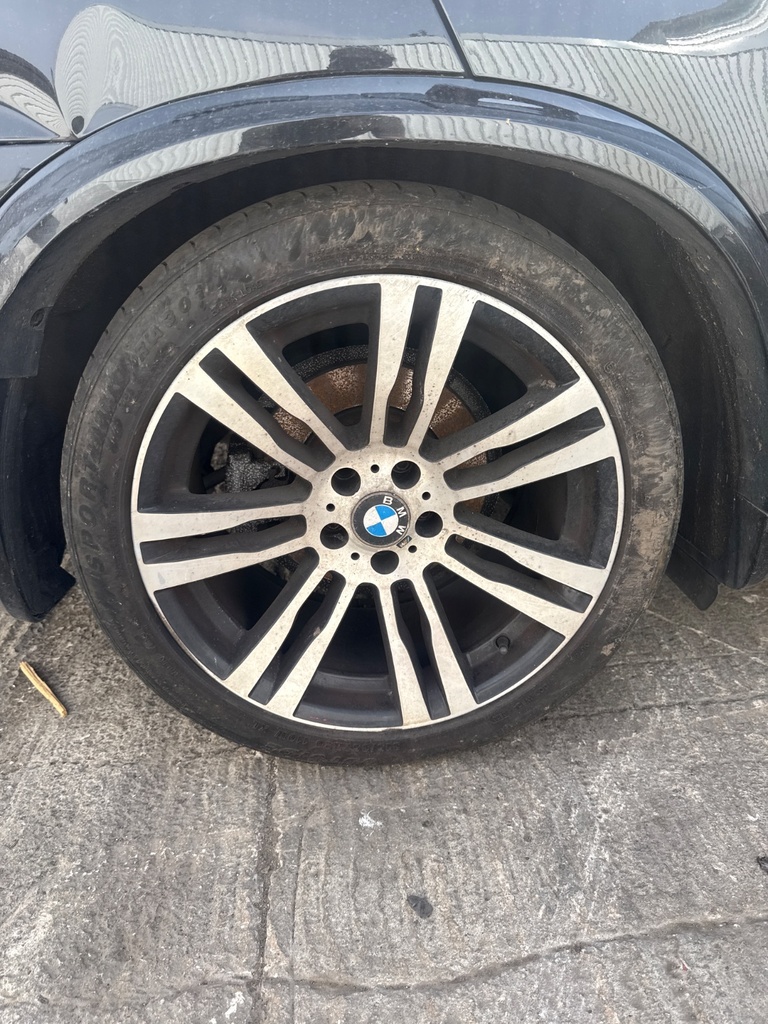 [EPE-106242] Llanta de aleación BMW X5 E70 (2010-2013)
