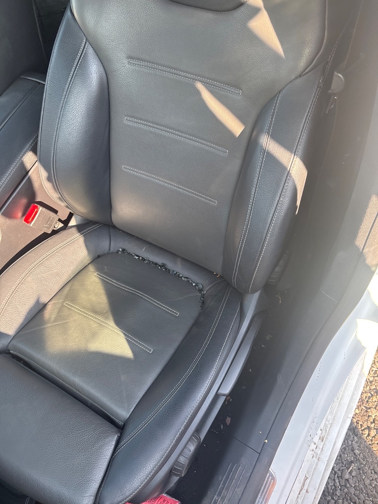 [EPE-113246] Asiento delantero izquierdo Mercedes CLA