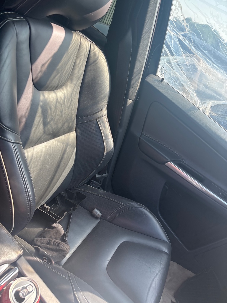 [EPE-113385] Asiento delantero izquierdo Volvo XC60