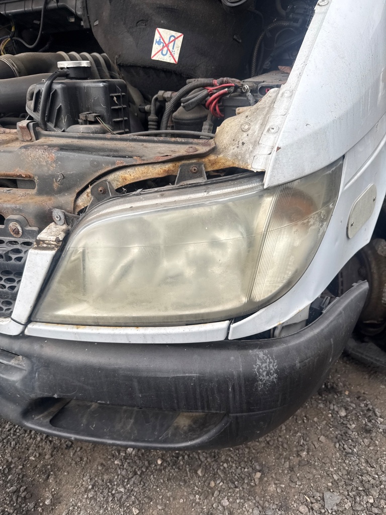 [EPE-118928] Faro delantero izquierdo Mercedes-Benz Sprinter 4-T