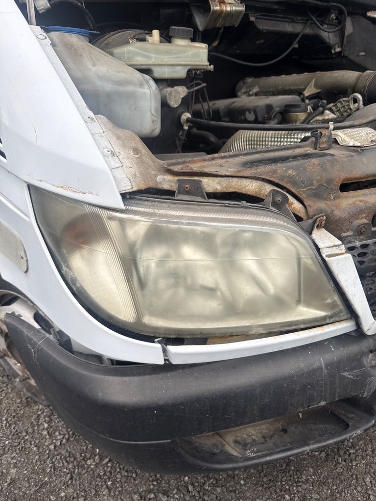 [EPE-118929] Faro delantero derecho Mercedes-Benz Sprinter 4-T