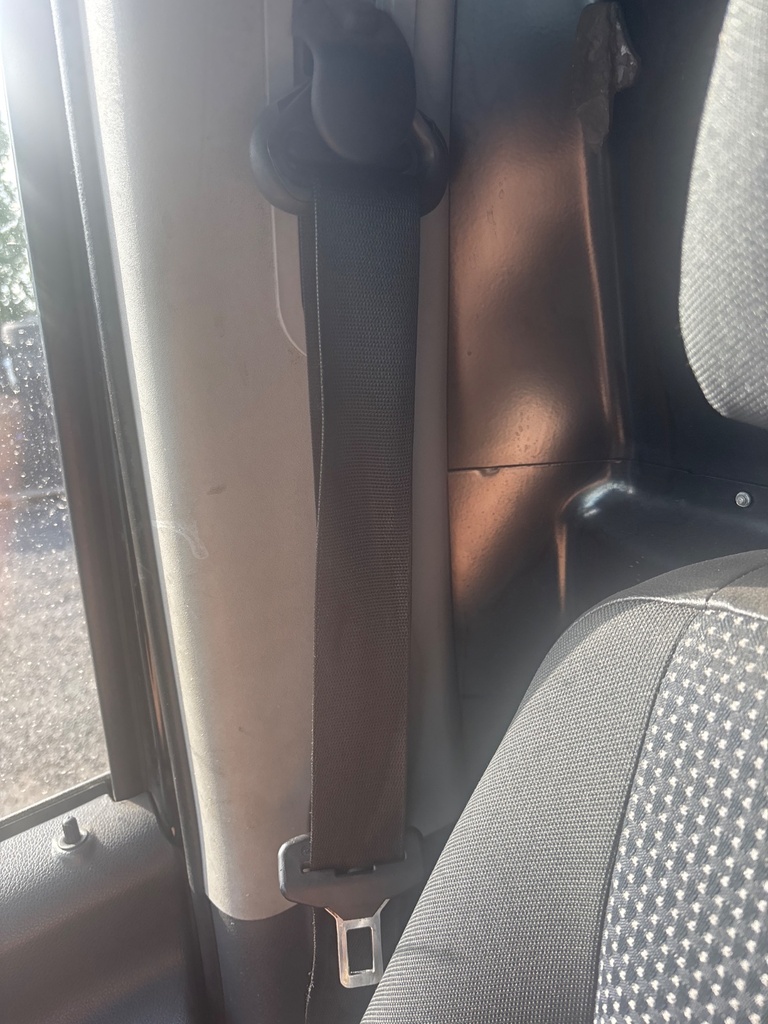[EPE-119063] Pretensor cinturón seguridad delantero derecho Mercedes-Benz Vito 2011