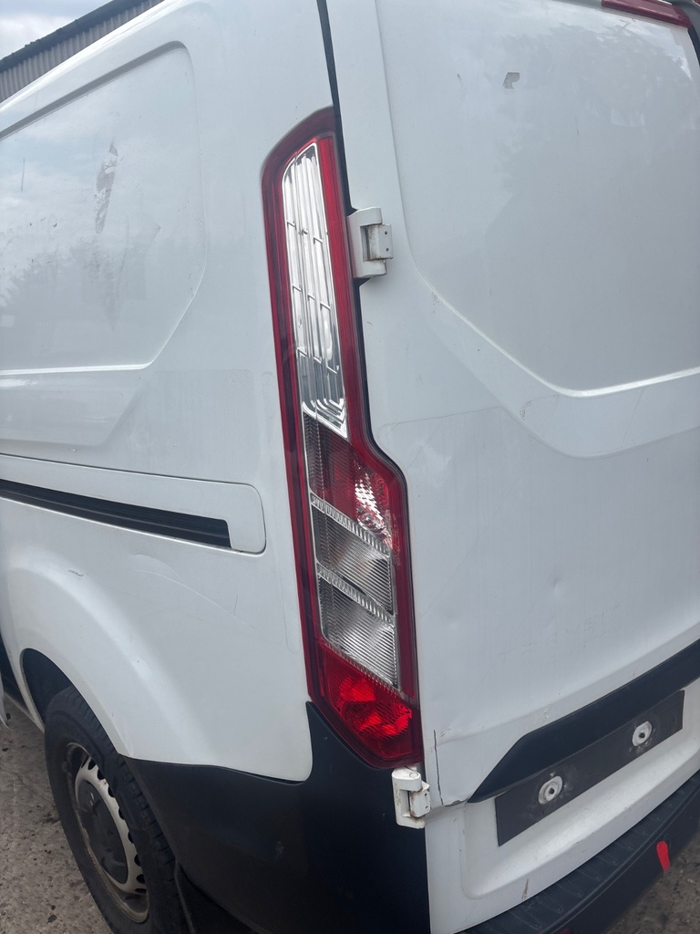 [EPE-119534] Piloto trasero izquierdo Ford Transit Custom