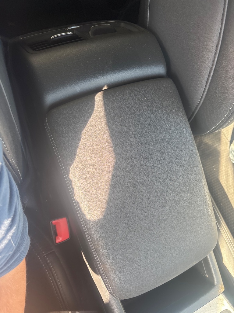 [EPE-121046] Reposabrazos de consola central Audi A4