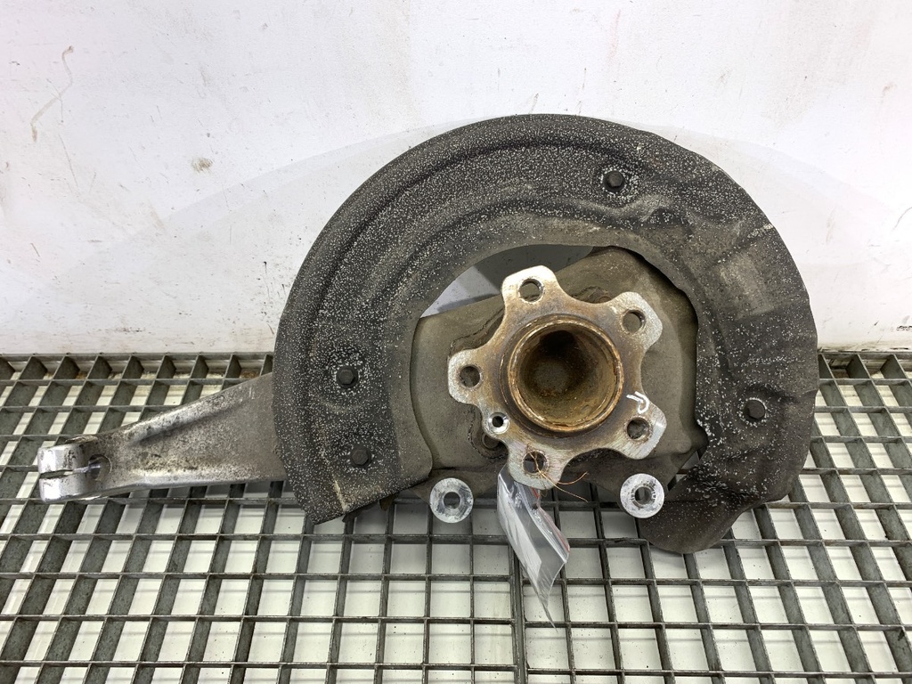 [STARK-756939] Maza delantera derecha BMW Serie 5 (G30, F90) 2016-2022