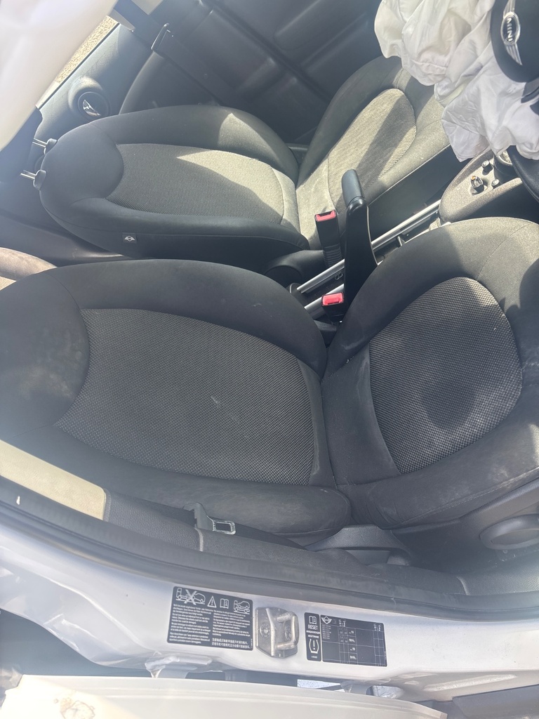 [EPE-121312] Asiento delantero derecho Mini Countryman