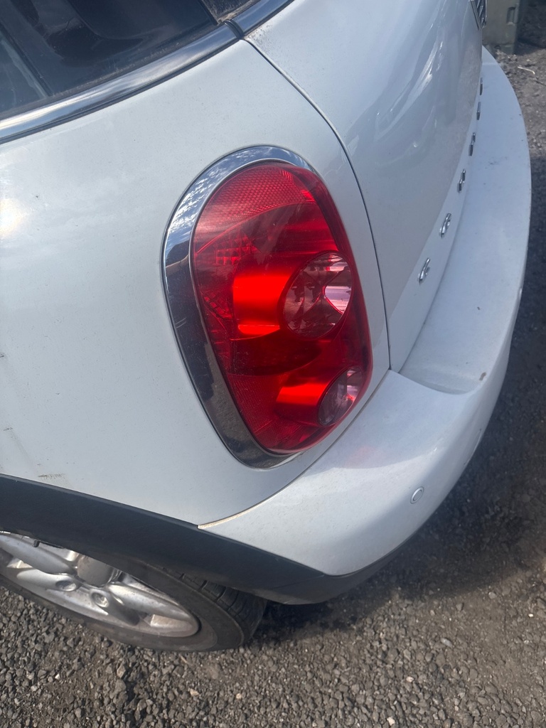 [EPE-121322] Piloto trasero izquierdo Mini Countryman
