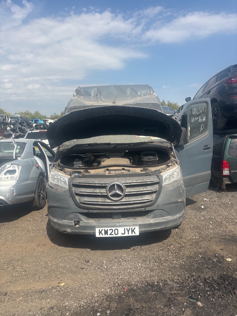[EPE-121612] Conjunto de ventilador de refrigeración Mercedes-Benz Sprinter (2018-2021)