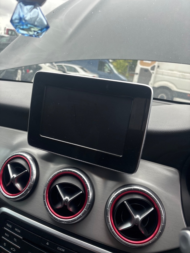 [EPE-122183] Pantalla multifunción Mercedes-Benz CLA 220 CDI