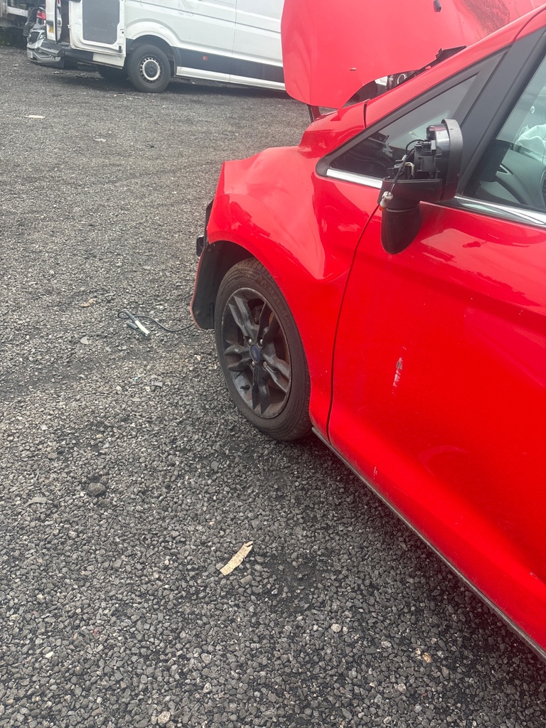 [EPE-122282] Llanta de aleación Ford B-Max
