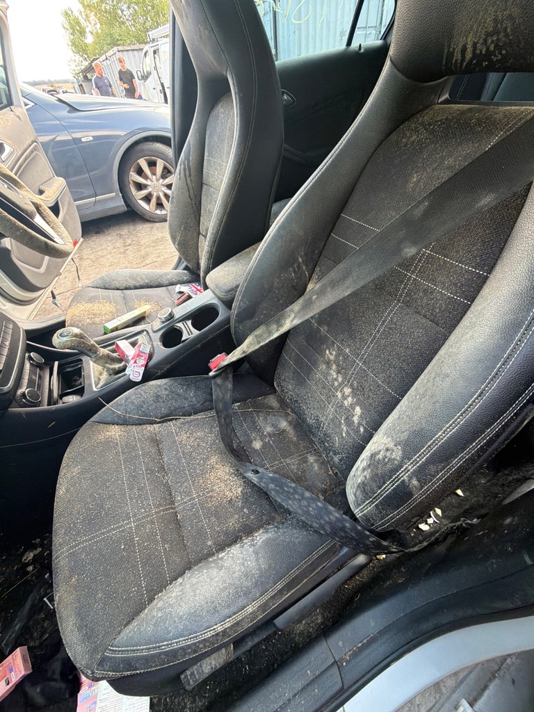 [EPE-122889] Asiento delantero izquierdo Mercedes Clase A W176
