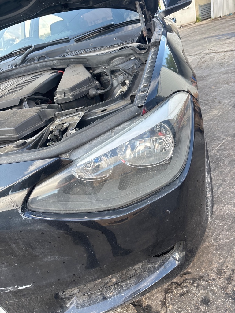 [EPE-122920] Faro izquierdo BMW Serie 1